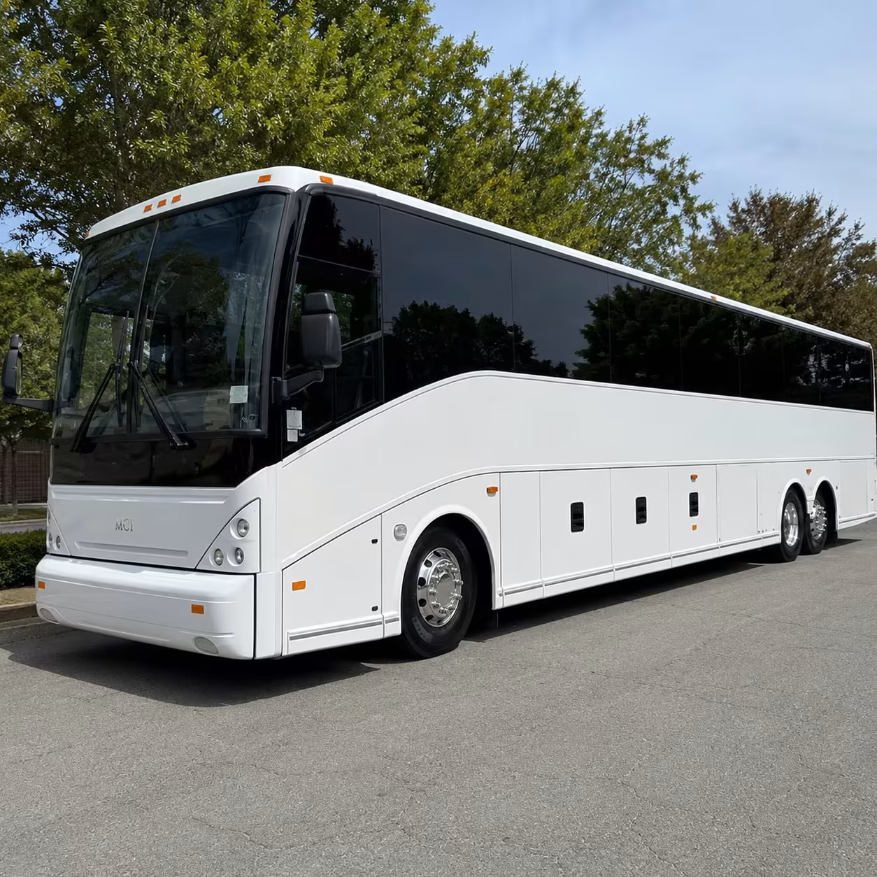 corporate airport transportation in rochester for executive groups
