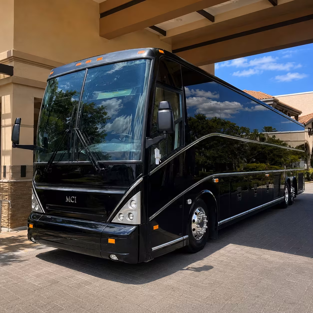 mayo clinic employee shuttle bus rentals in rochester