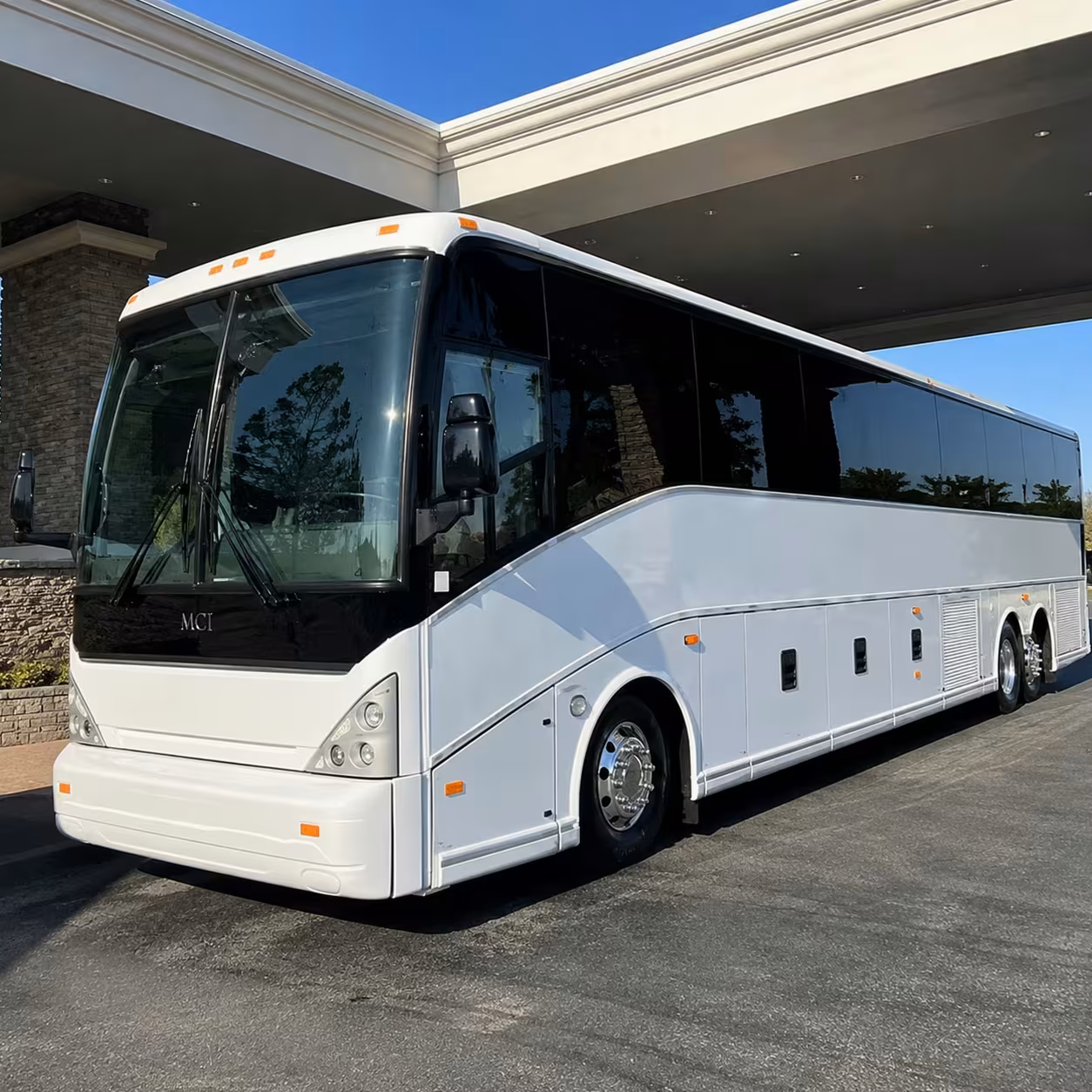 rochester charter bus rentals to msp for conference groups