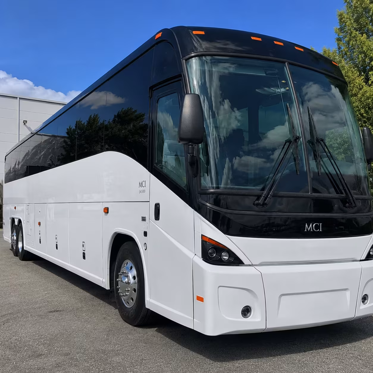 rochester employee shuttle buses between mayo clinic campuses